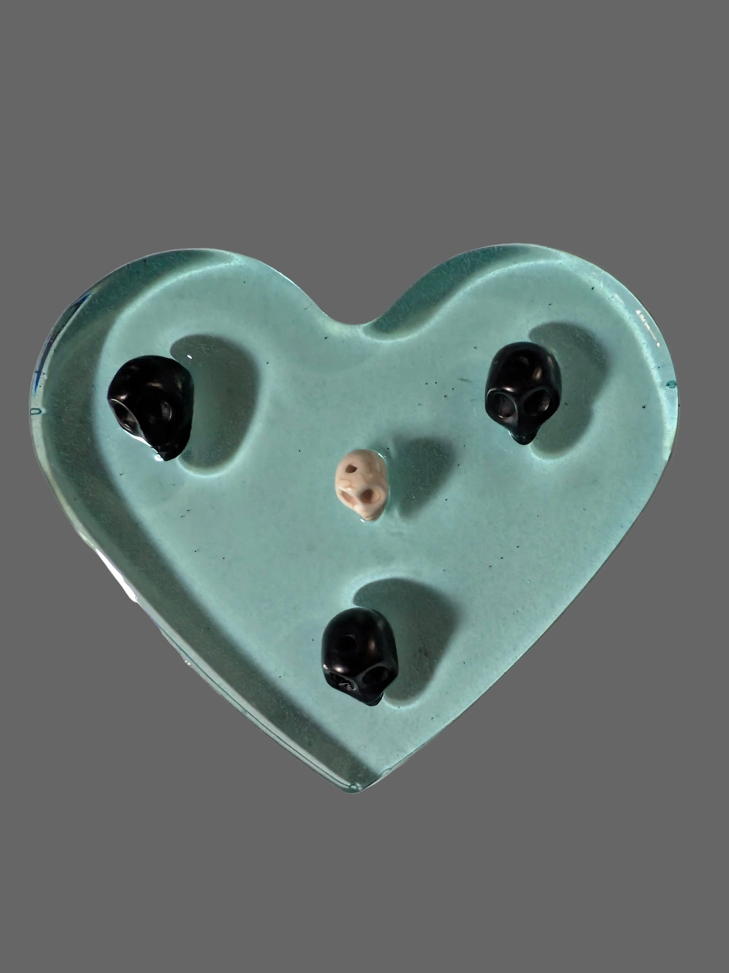 Heart and skull ring tray