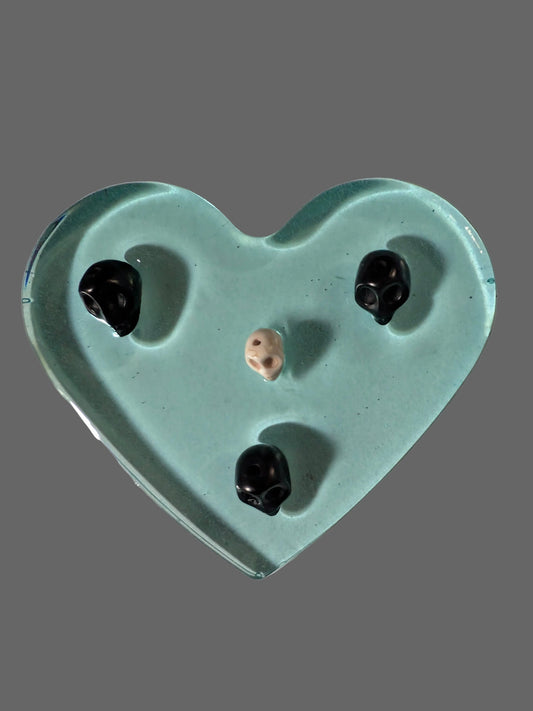 Heart and skull ring tray